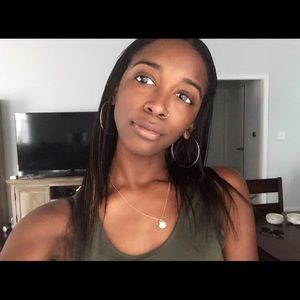 Meet your Posher, Taneisha